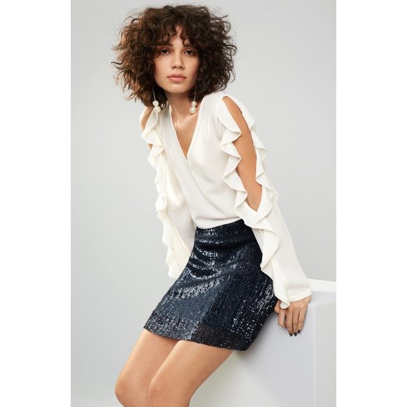 NWT Womens Size 4 1.STATE Dark Blue Full Sequin & Velvet Lined Miniskirt - Picture 1 of 3